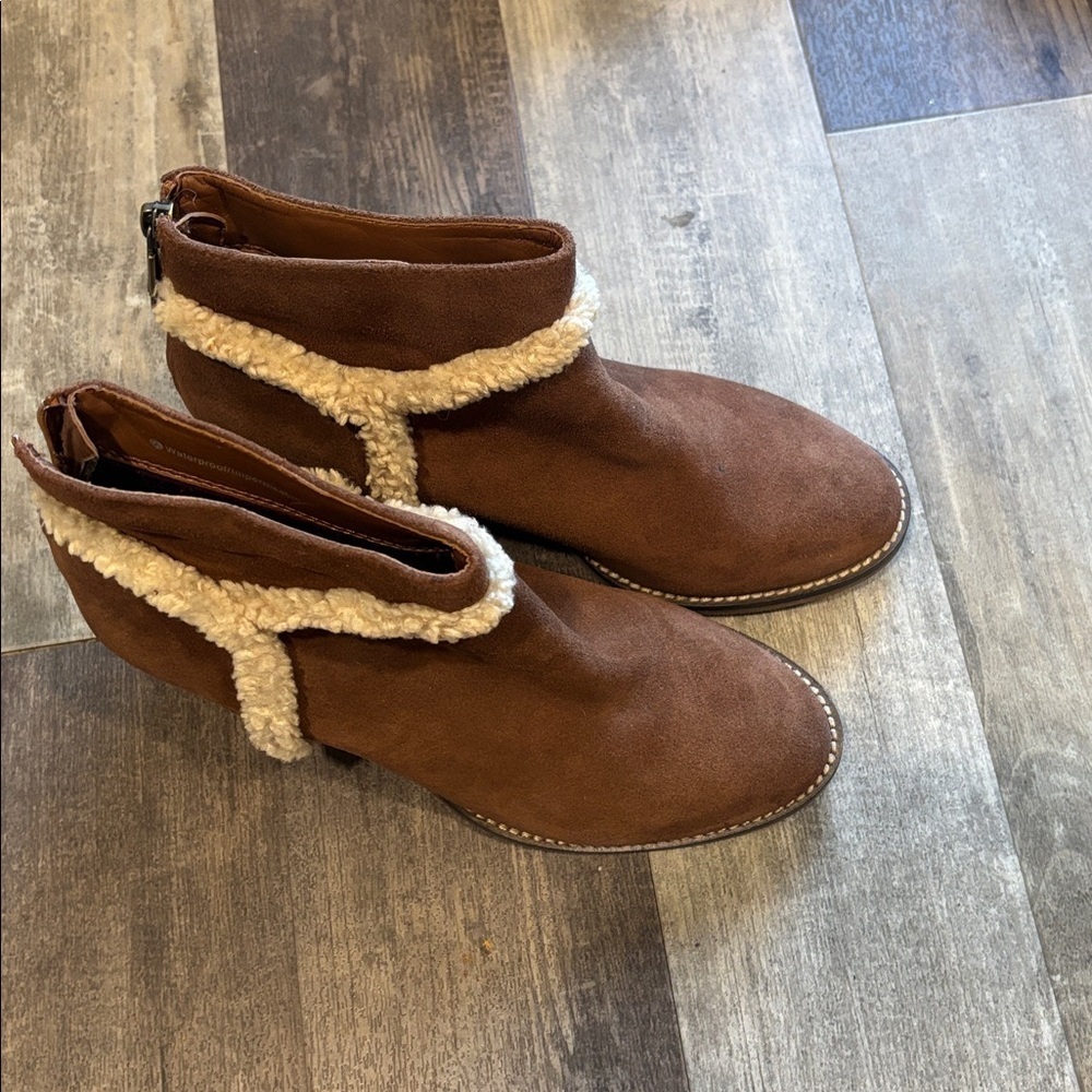 Blondo Womens netti ankle boot cognac 100% suede waterproof Sherpa